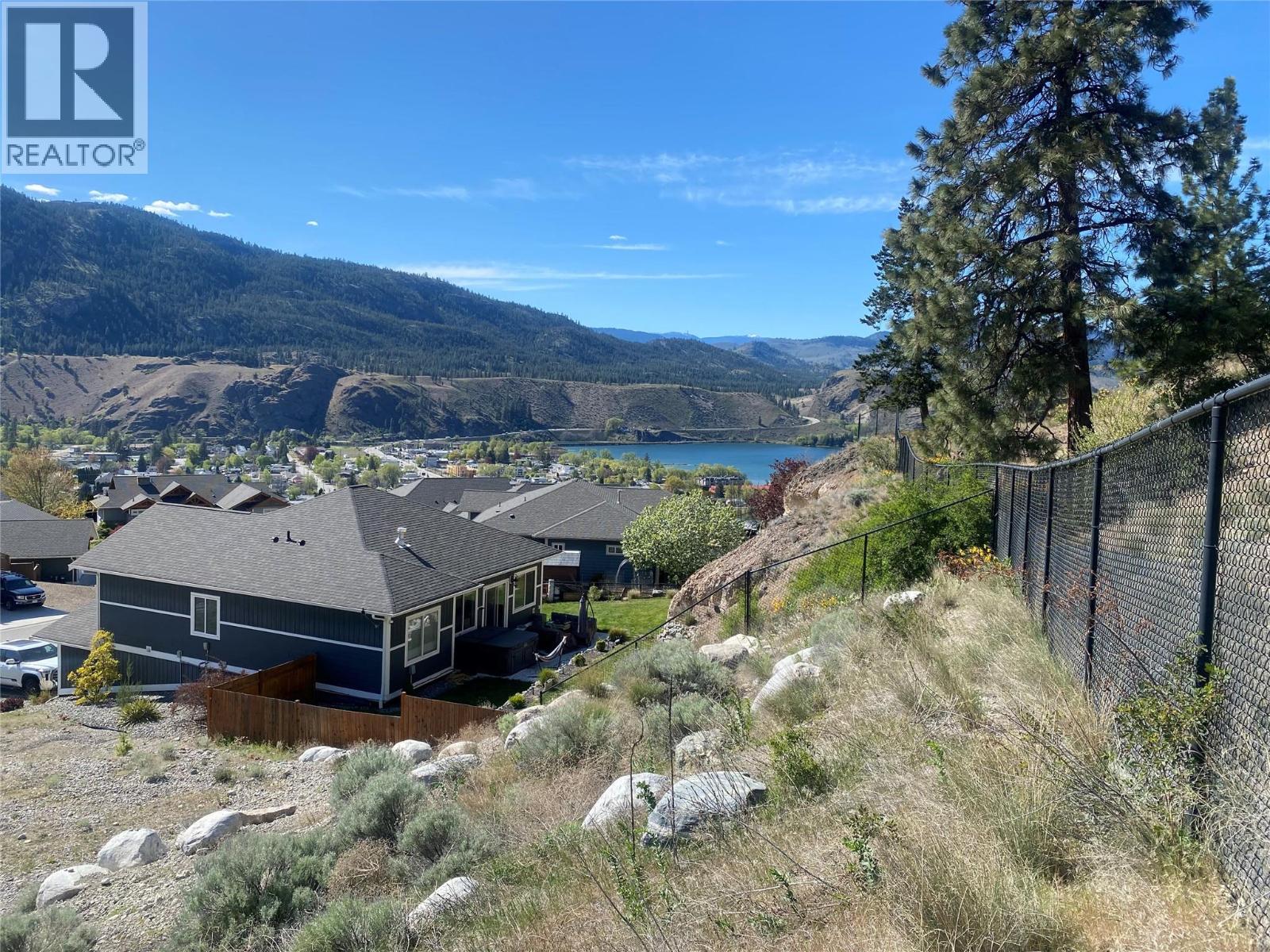 4400 MCLEAN CREEK Road Unit# 161 Lot# 28