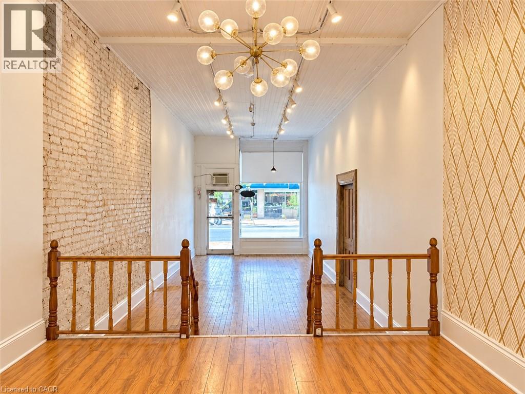 133 JAMES Street N Unit# Main