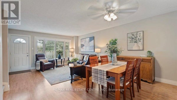 29 - 15 Green Valley Dr, Kitchener, ON 5
