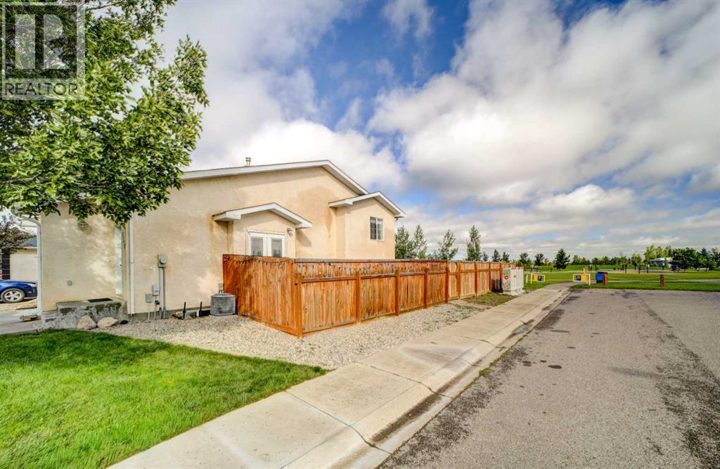 198 Cougar Way N