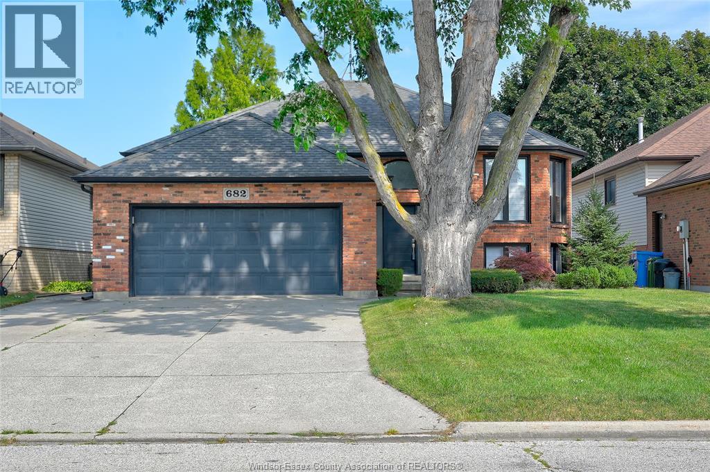 682 MICHAEL DRIVE