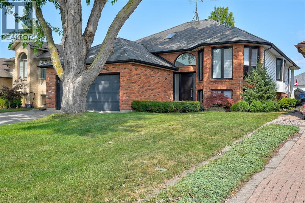 682 MICHAEL DRIVE