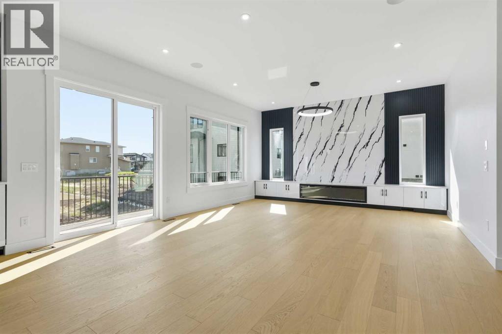 15 WATERCREST Gate