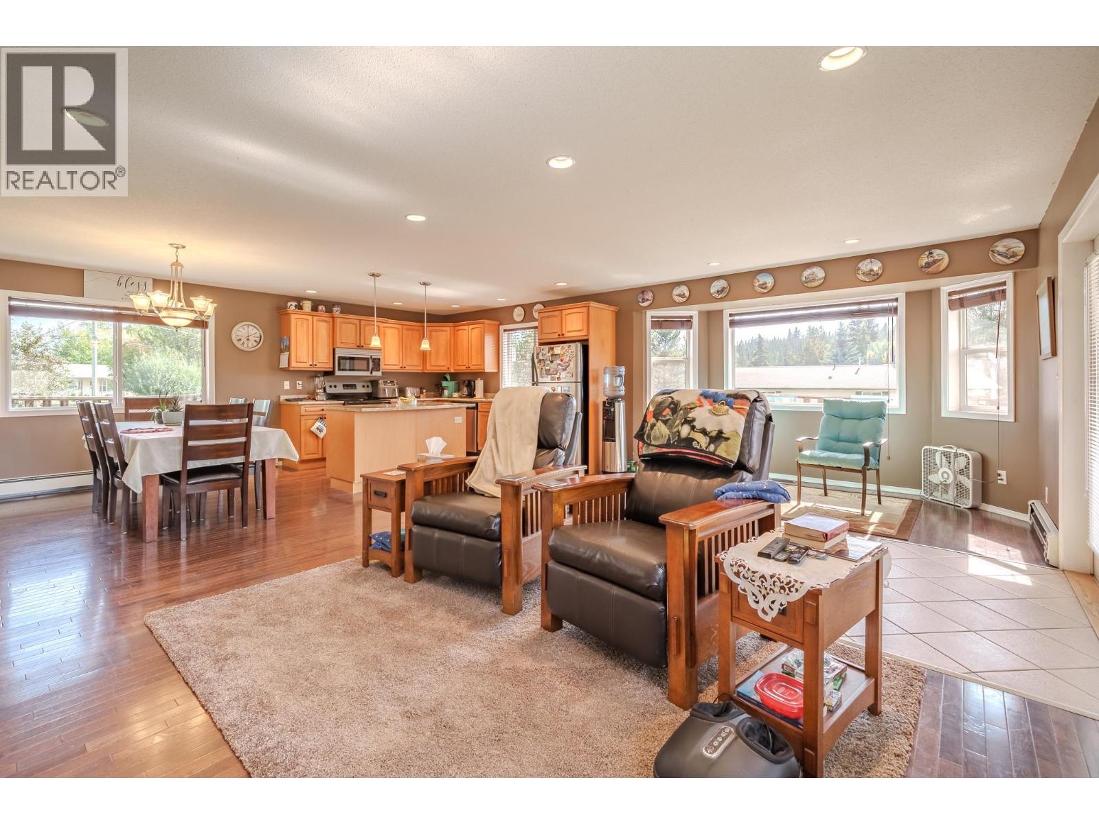 6500 GREY CRESCENT