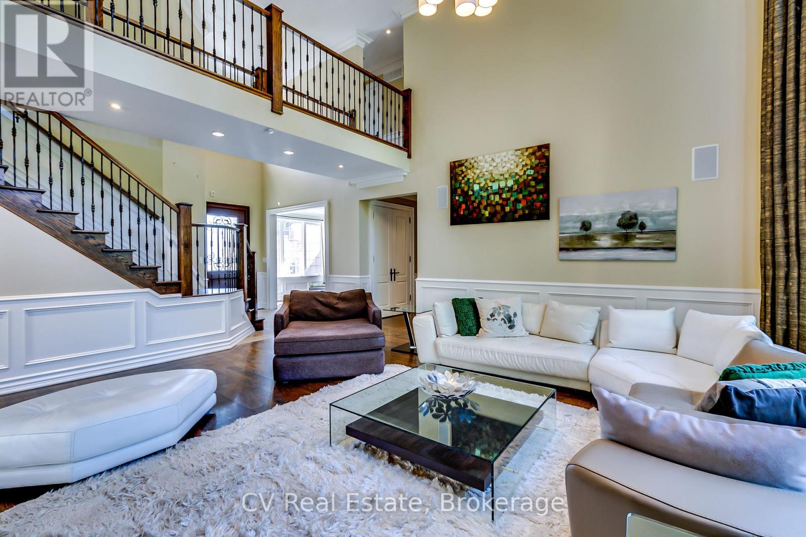 468 CHARTWELL ROAD