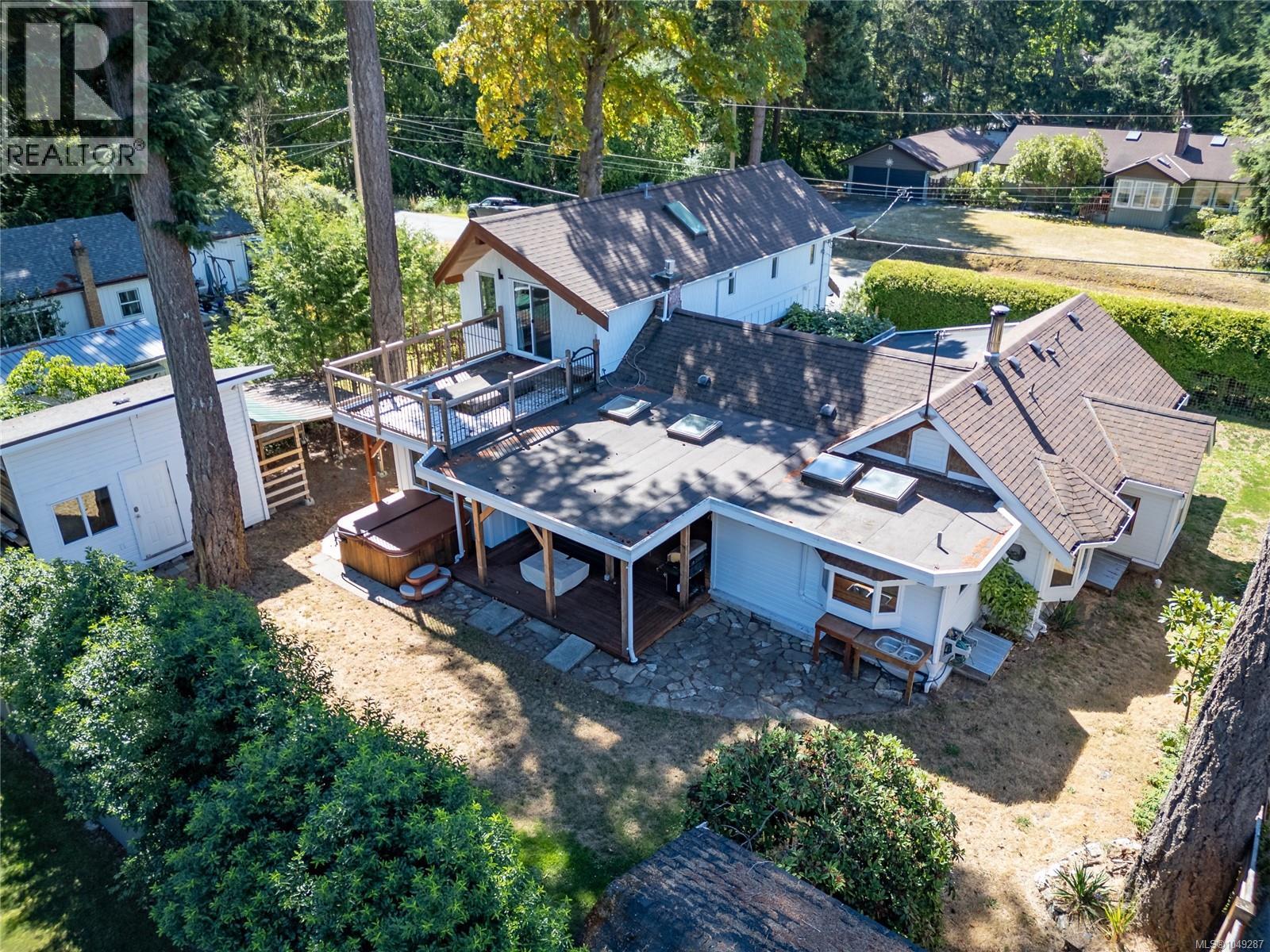 1162 Booth Rd SW