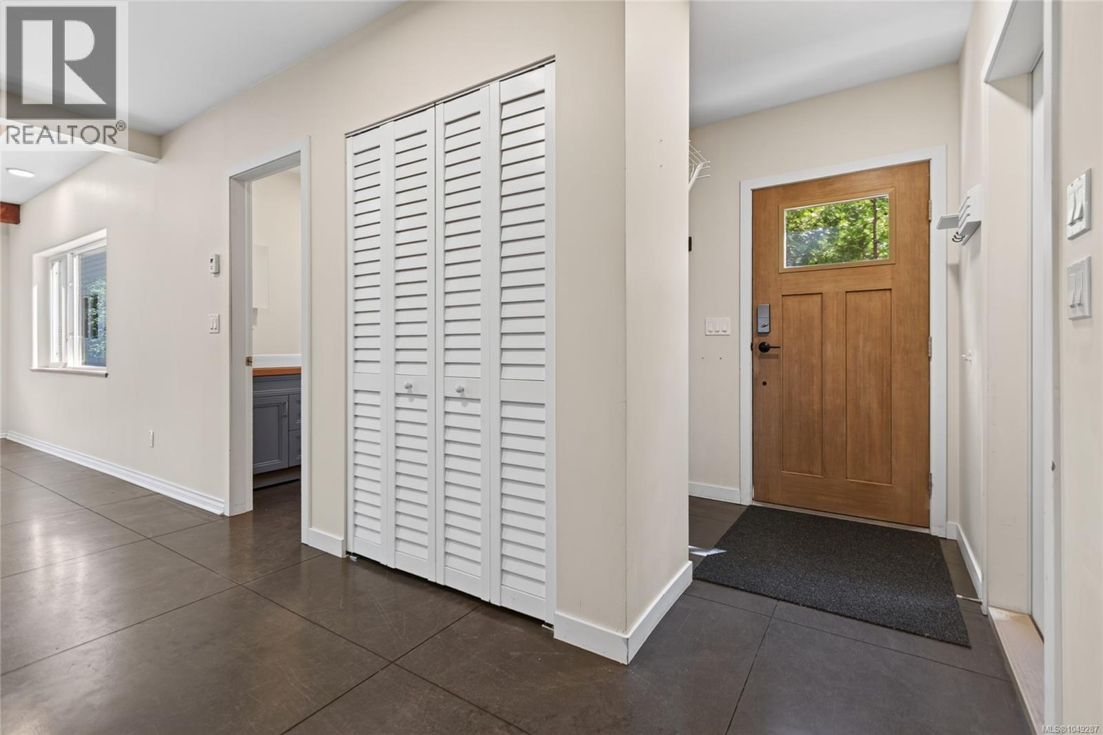 1162 Booth Rd SW