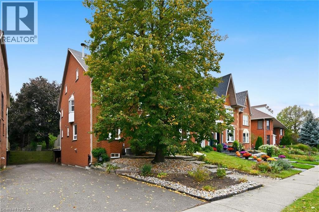 50 EDGEWATER Drive