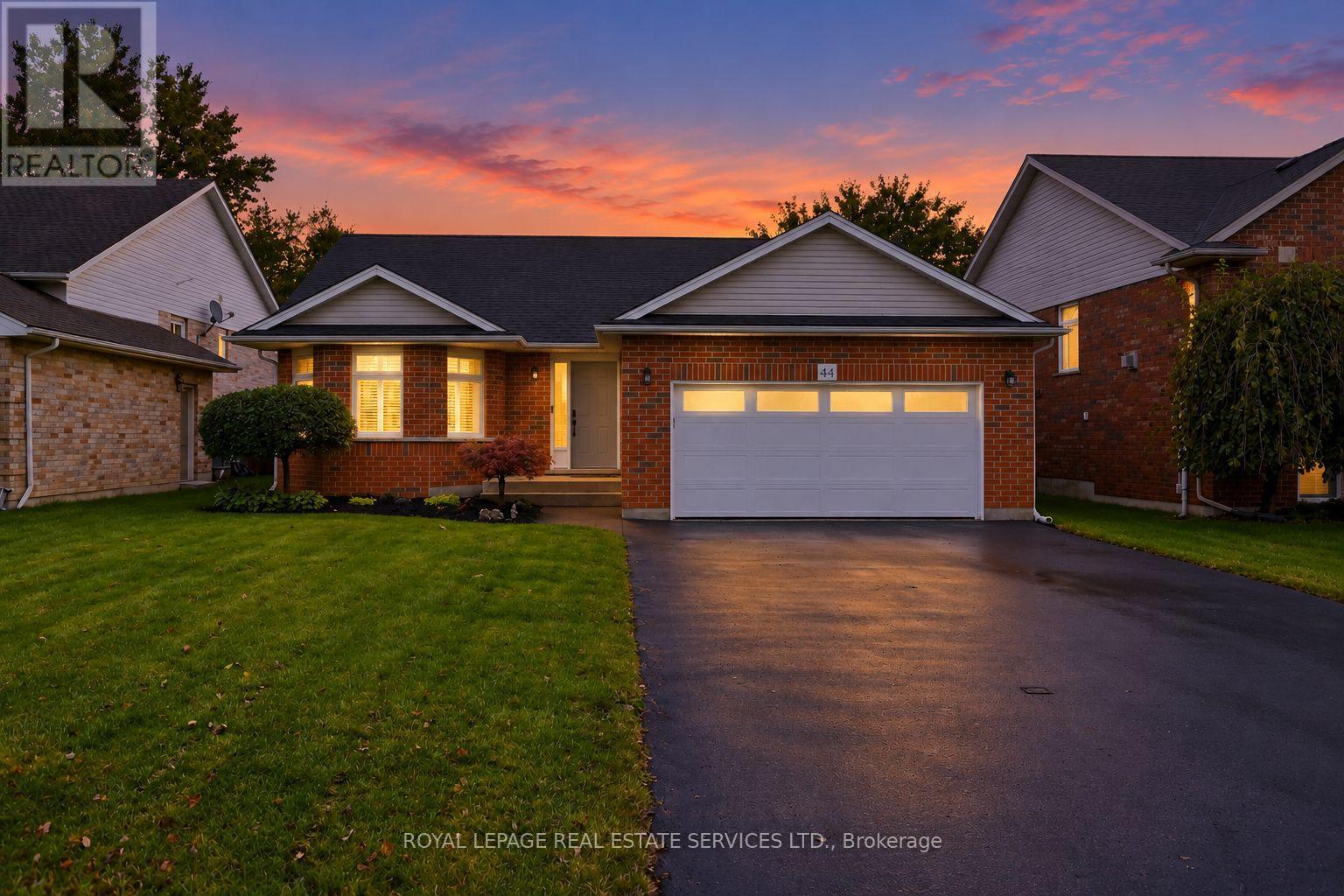 44 THOROLD AVENUE