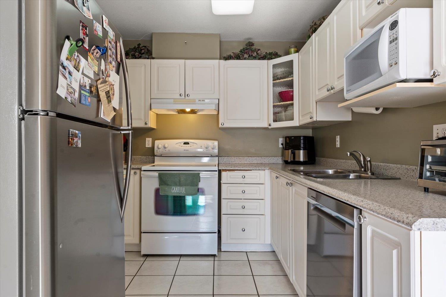 42 34332 MACLURE ROAD