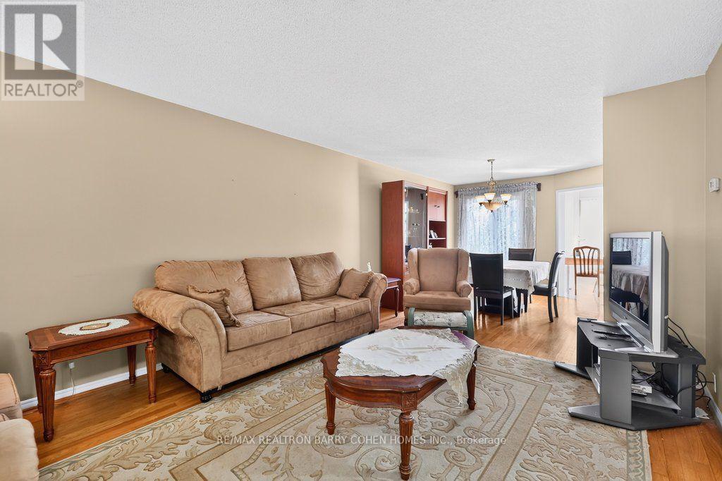 2528 WILLOWBURNE DRIVE