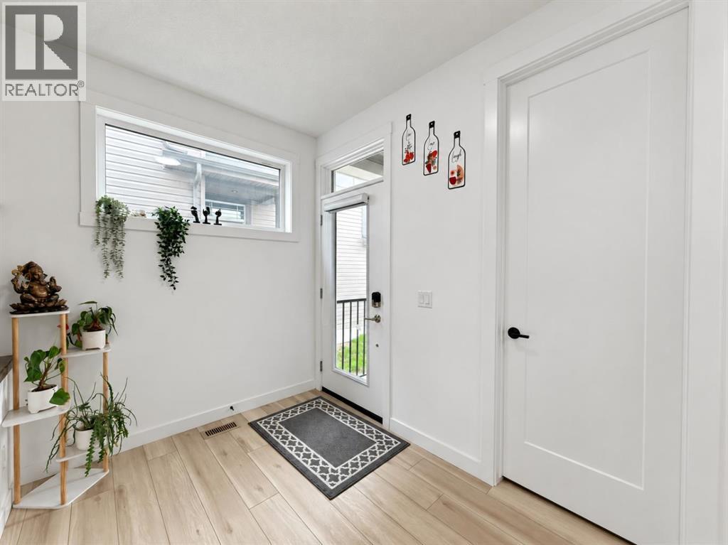 72 Calhoun View NE