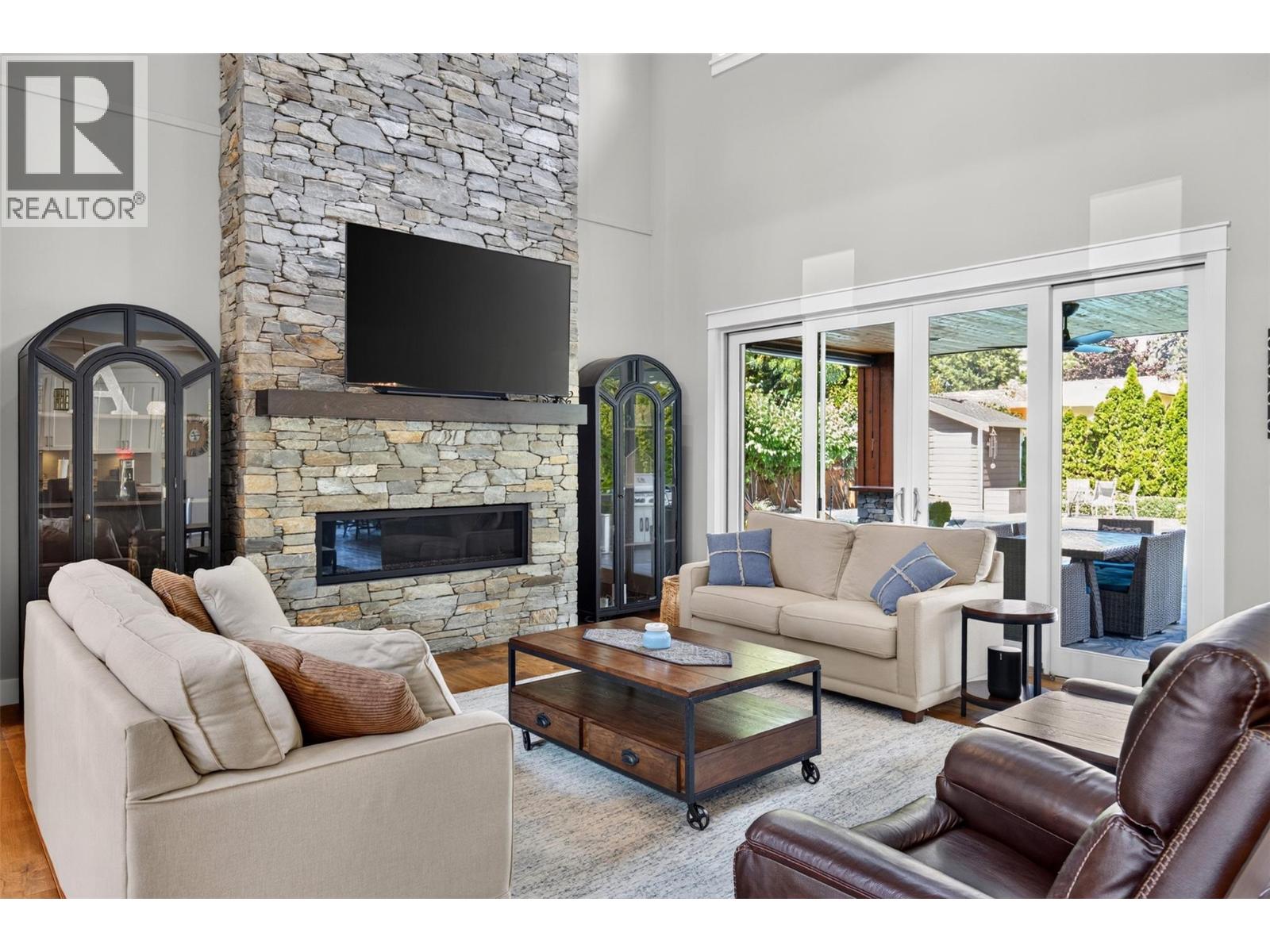 438 Farris Road