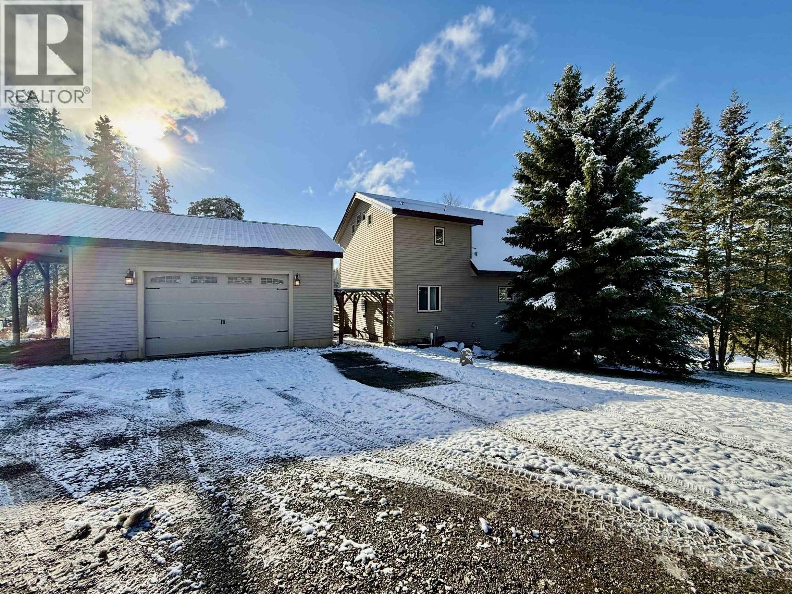 3712-3722 SPOKIN LAKE ROAD