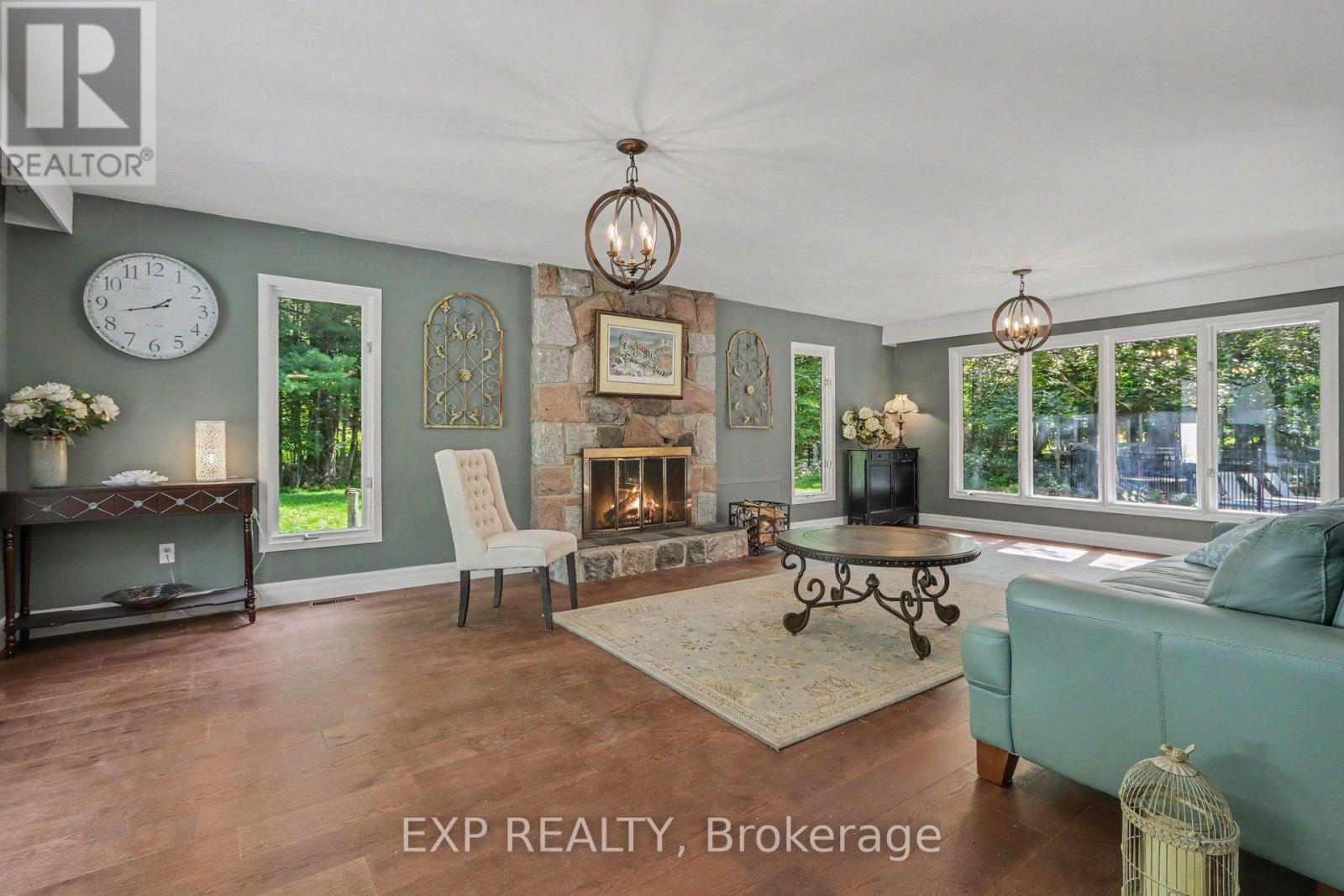 2844 OLD ALMONTE ROAD