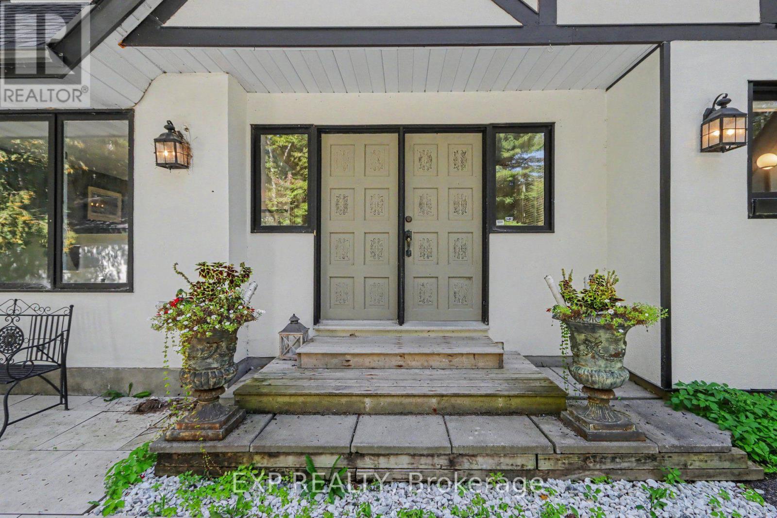 2844 OLD ALMONTE ROAD