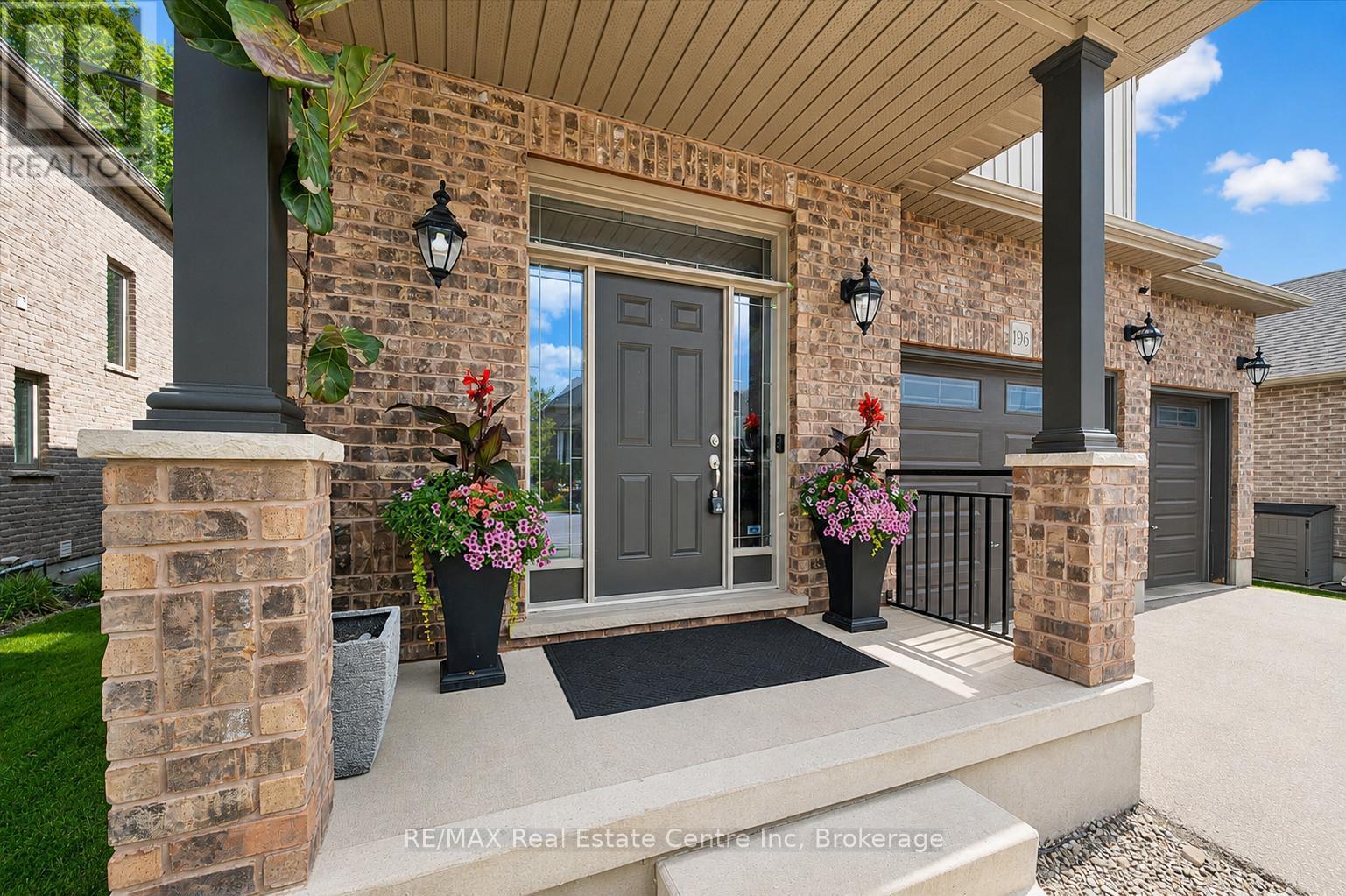 196 MAPLE BUSH DRIVE
