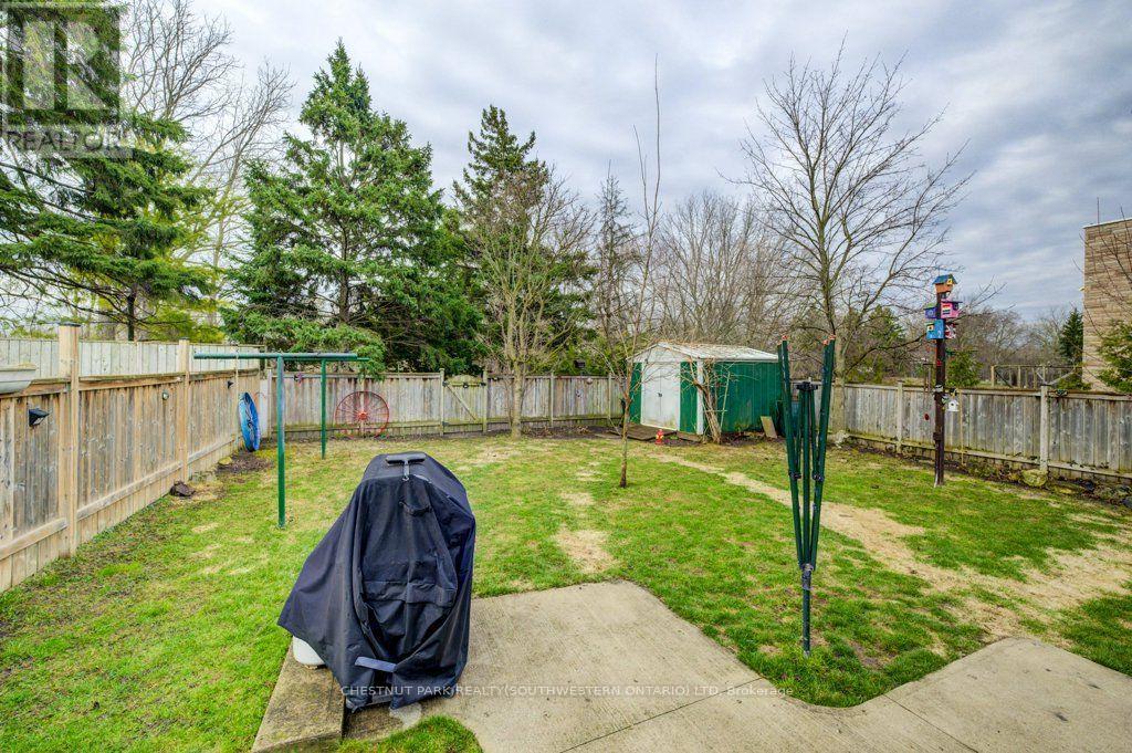 139 STIRLING AVENUE