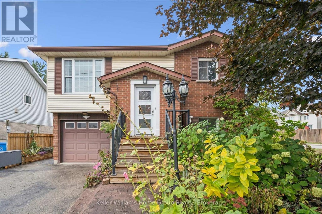 497 FORFAR STREET E, CENTRE WELLINGTON (FERGUS), ON N1M 3H6 - Image 3982590009.jpeg?d=l