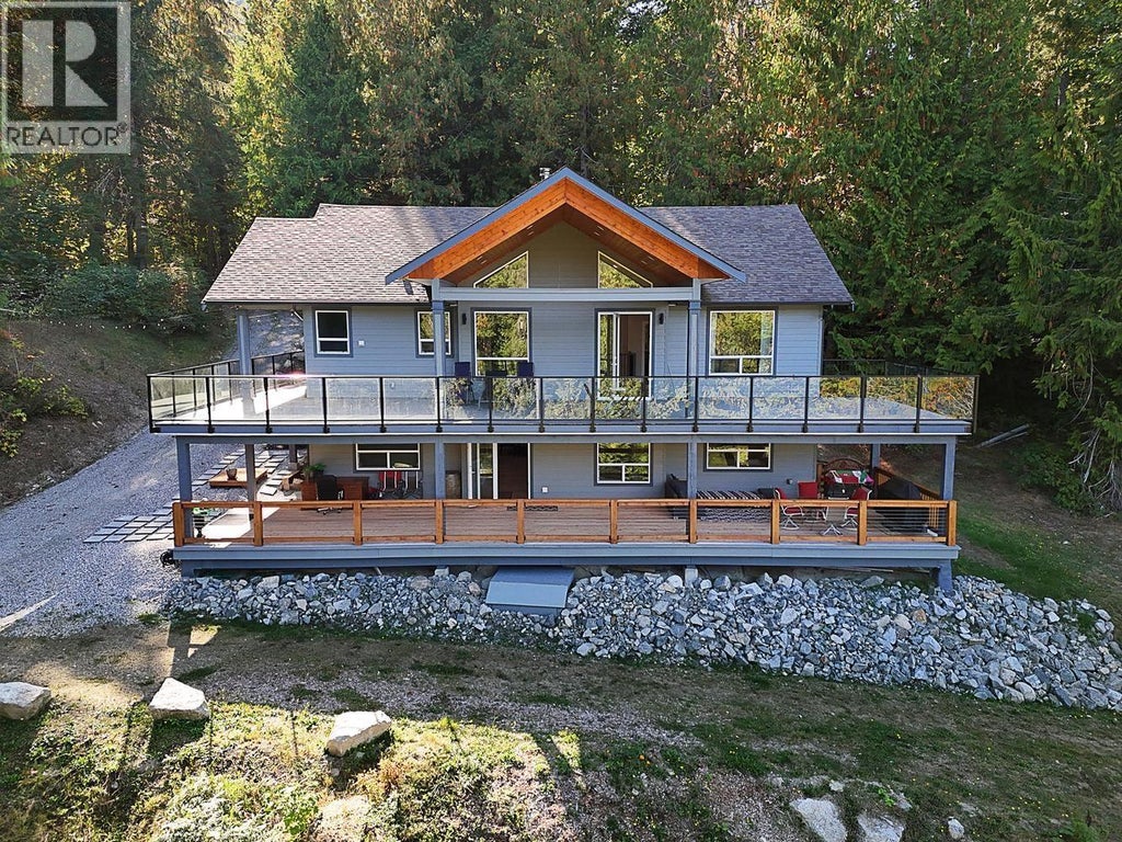 5611 E OYSTER BAY ROAD, GARDEN BAY, BC V0N 2H1 - Image 3316228.jpeg?d=l