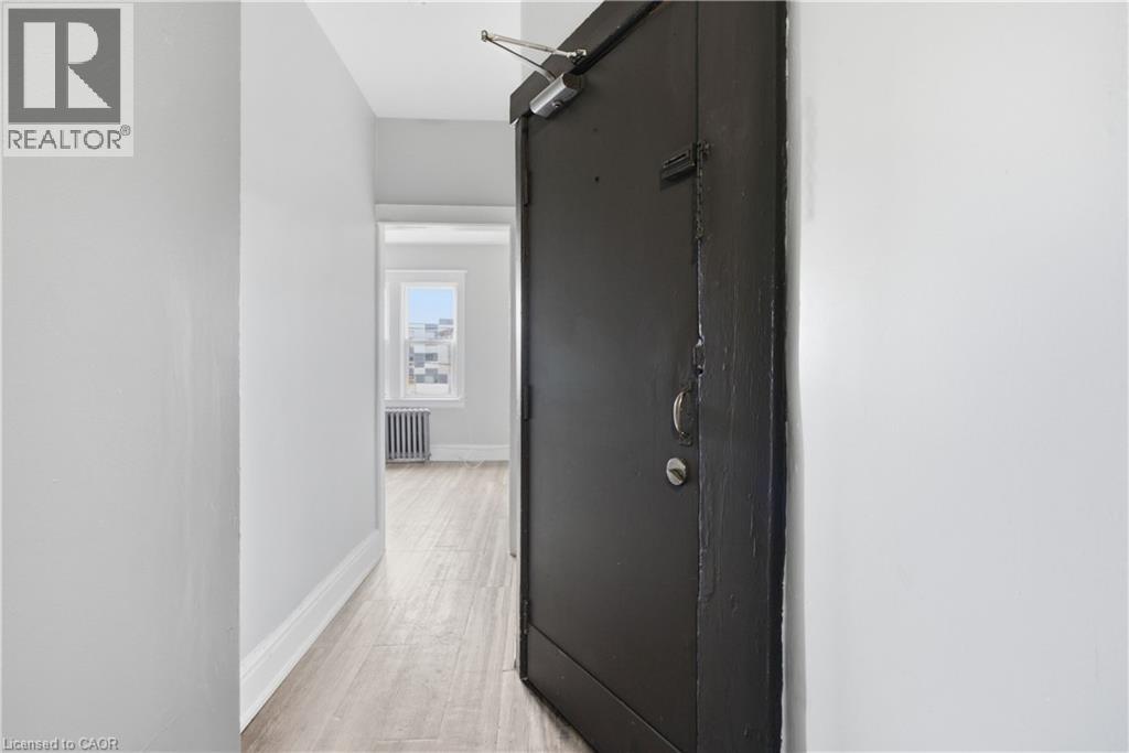 1539-1547 BARTON Street E