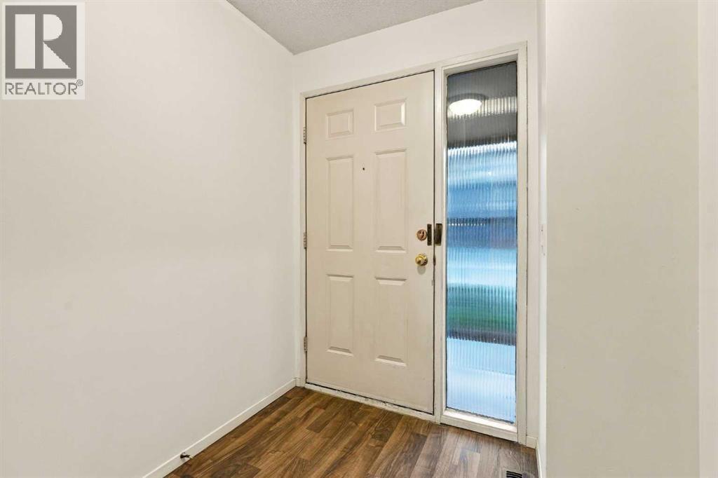 69 Glamis Gardens SW