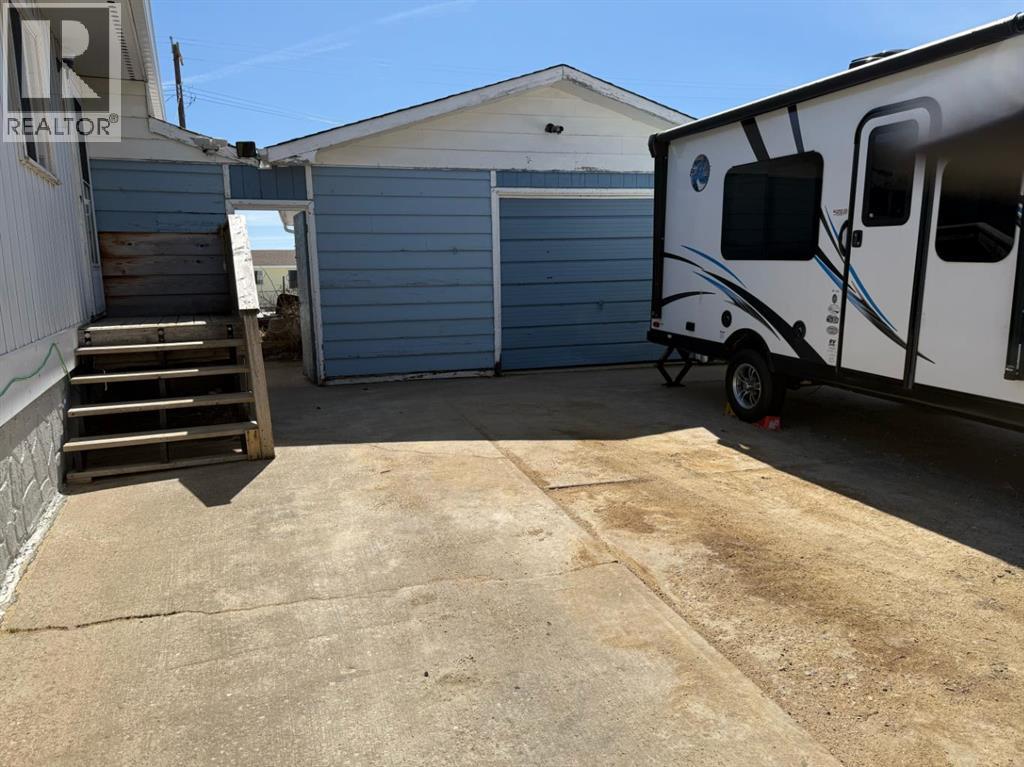 19 Centennial Crescent - Photo 2