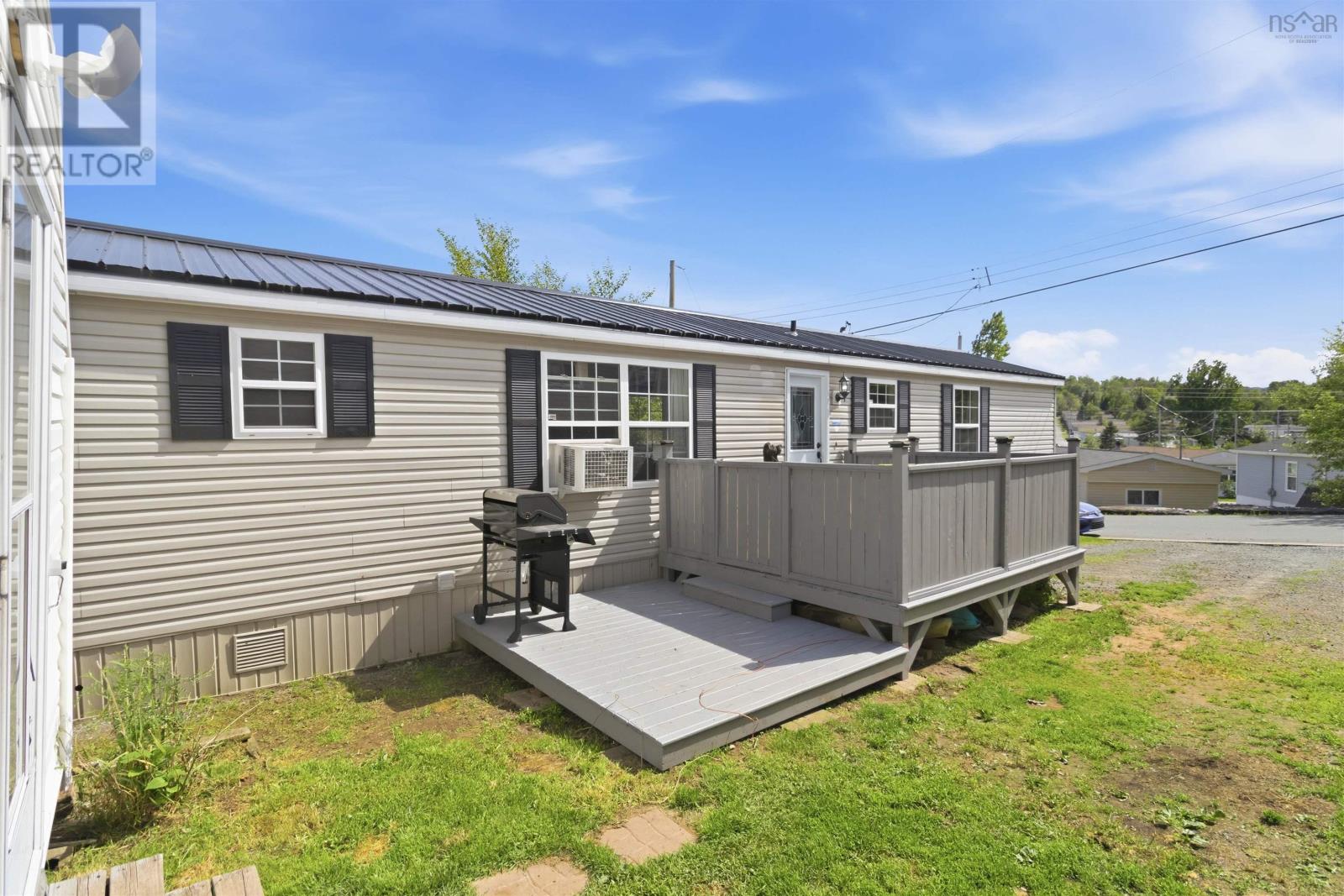 77 Brook Street - Photo 3