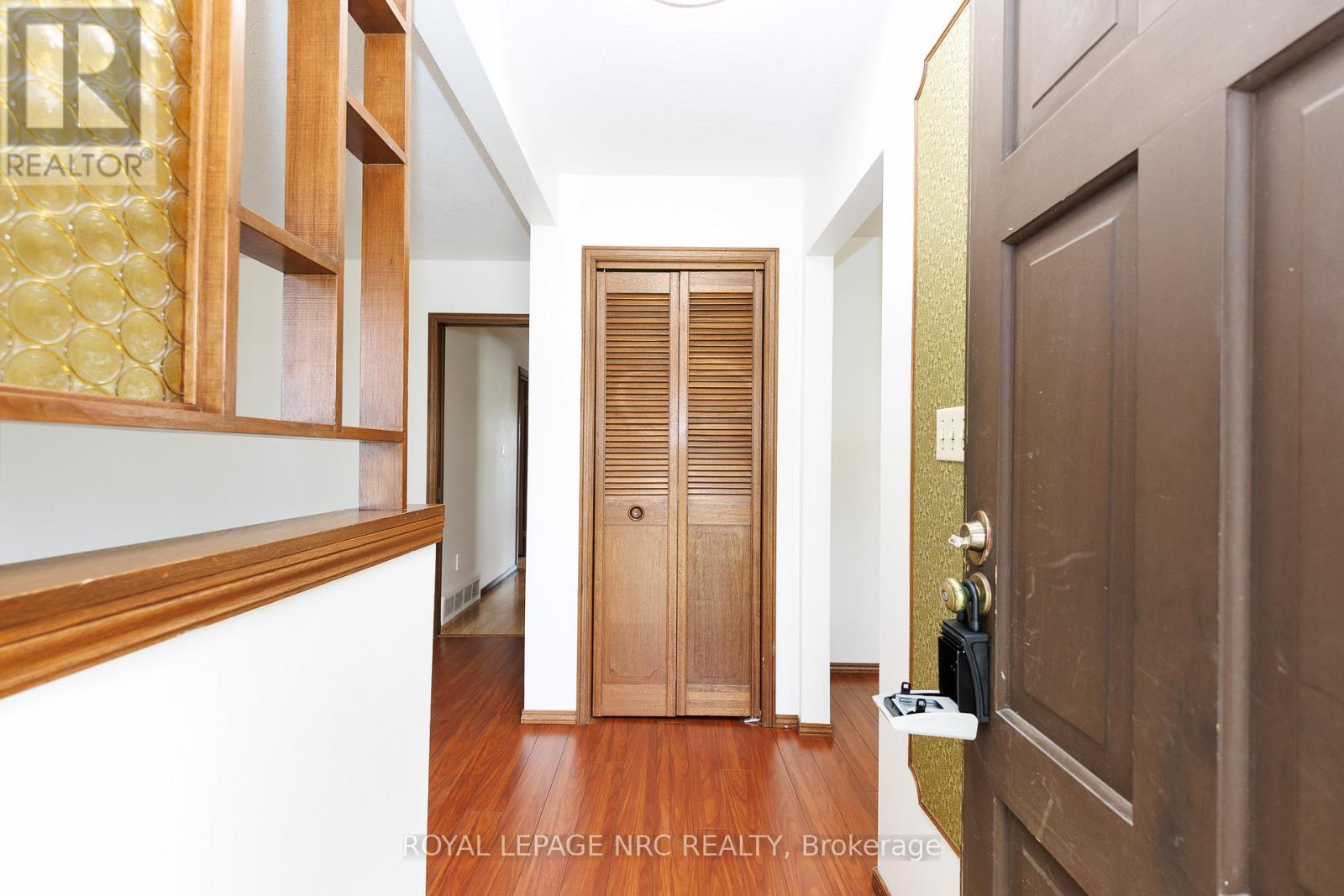 105 HILLVIEW ROAD