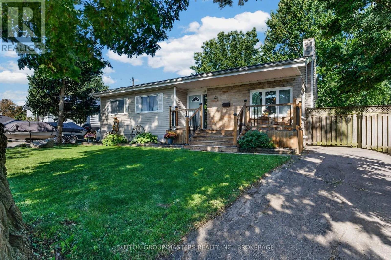 22 QUINTE AVENUE