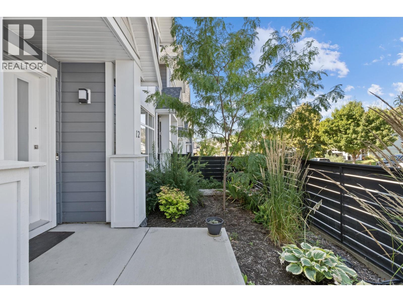 115 Wyndham Crescent Unit# 12