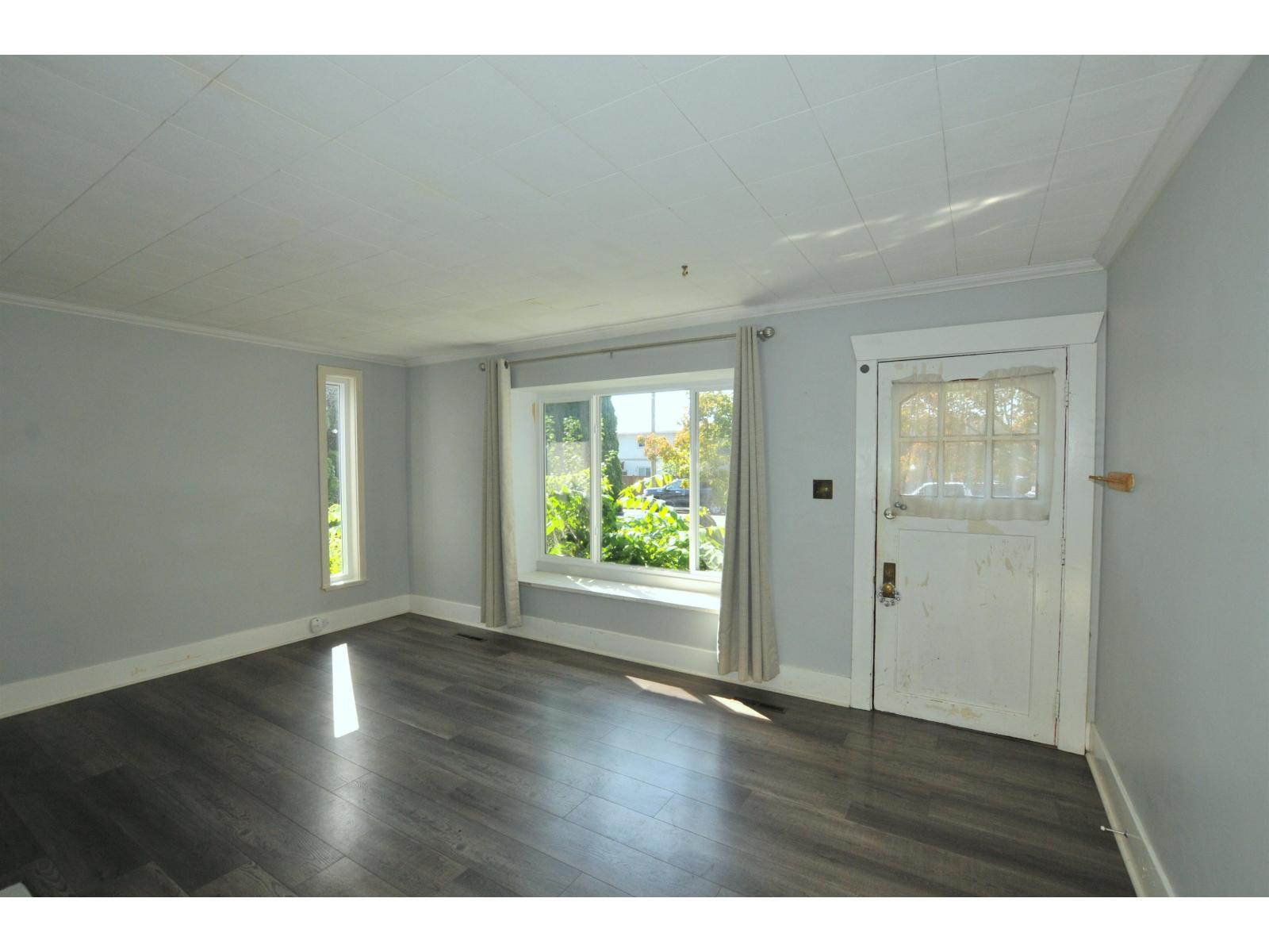 9494 HAZEL STREET, Chilliwack Proper East