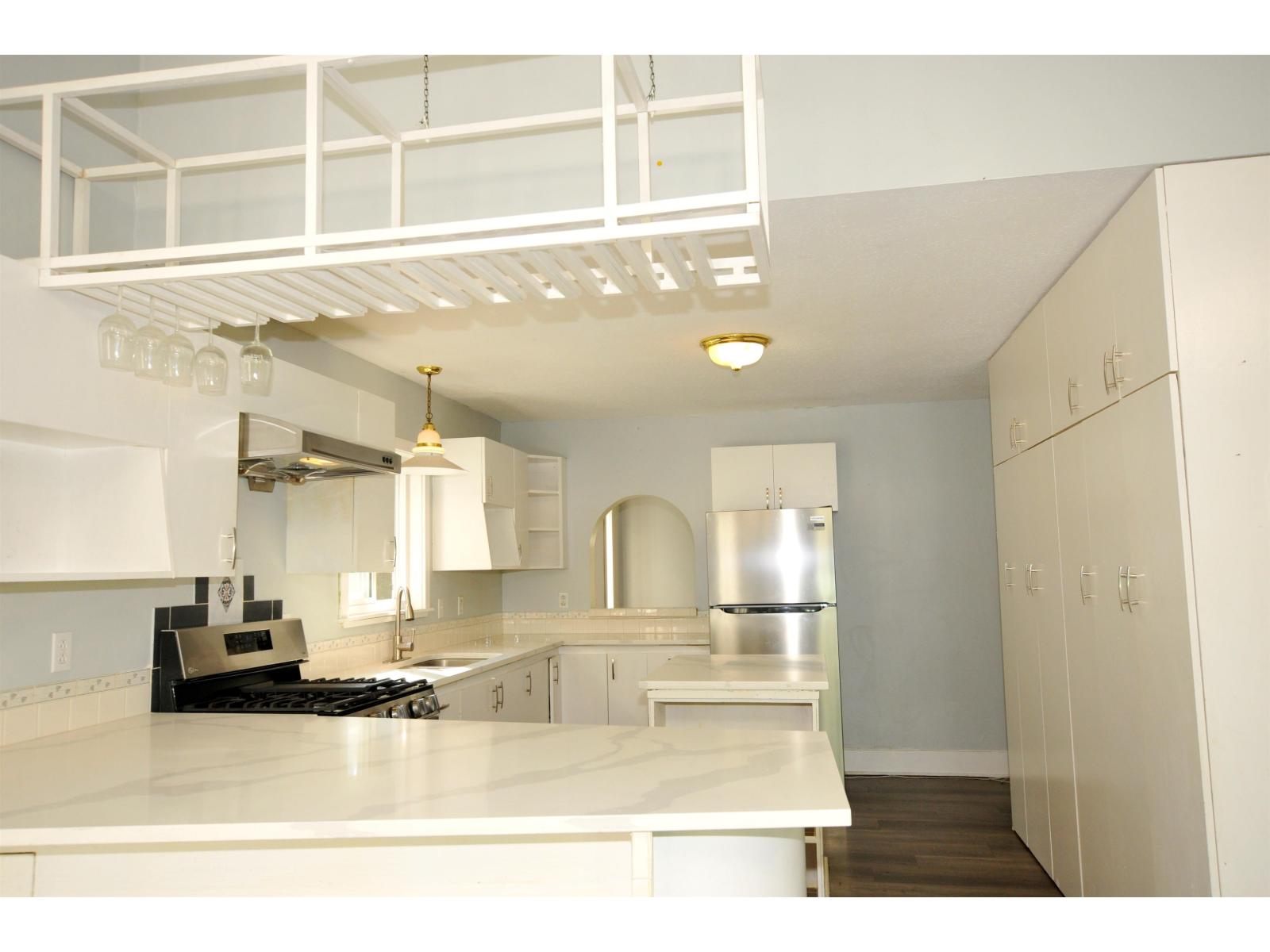 9494 HAZEL STREET, Chilliwack Proper East