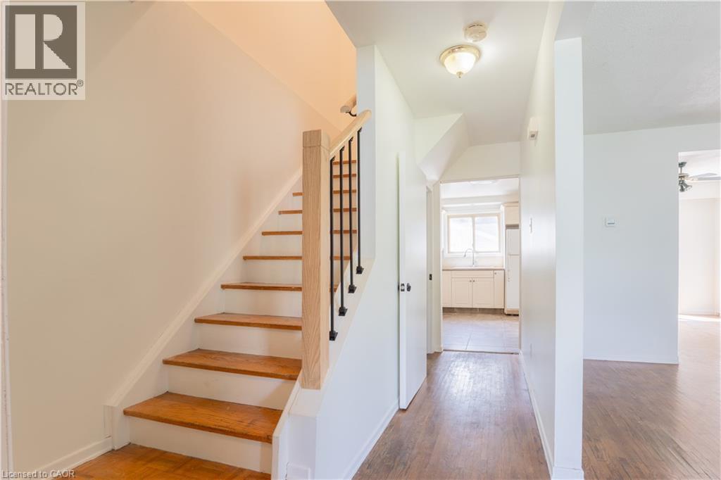112 SHADELAND Crescent
