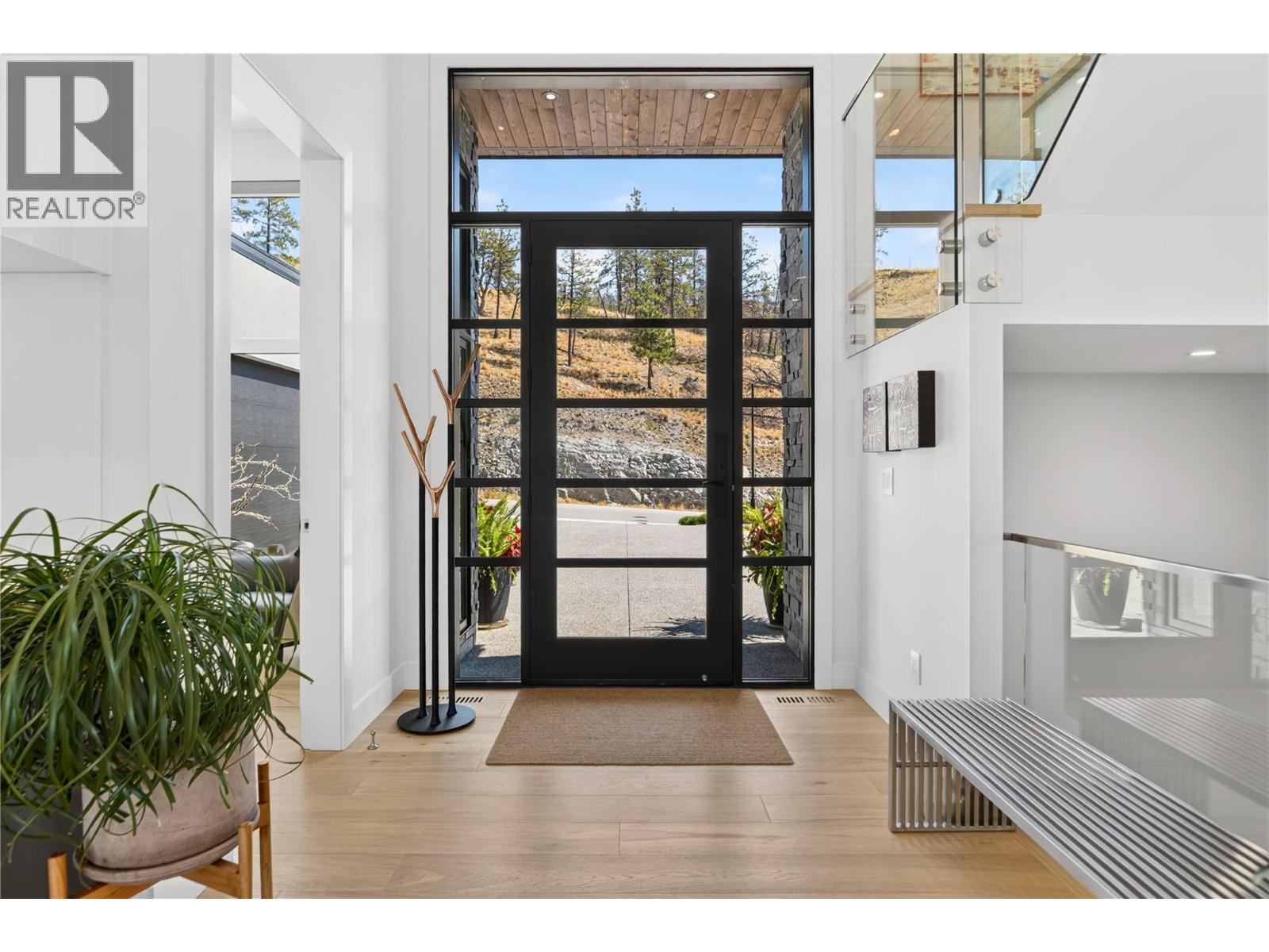 9988 Beacon Hill Drive