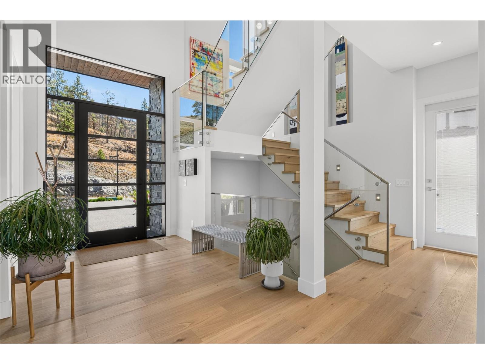 9988 Beacon Hill Drive