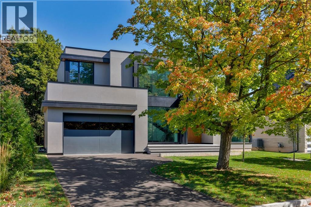 1277 HILLVIEW Crescent