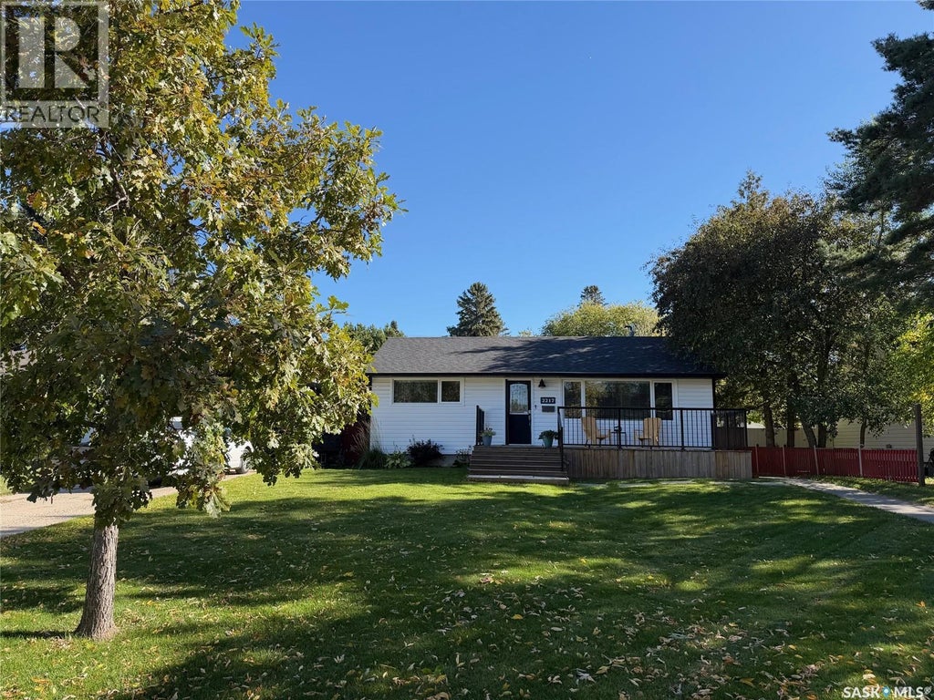 2217 LANSDOWNE AVENUE, SASKATOON, SK S7J 1G7 - Image 3638135238.jpeg?d=l