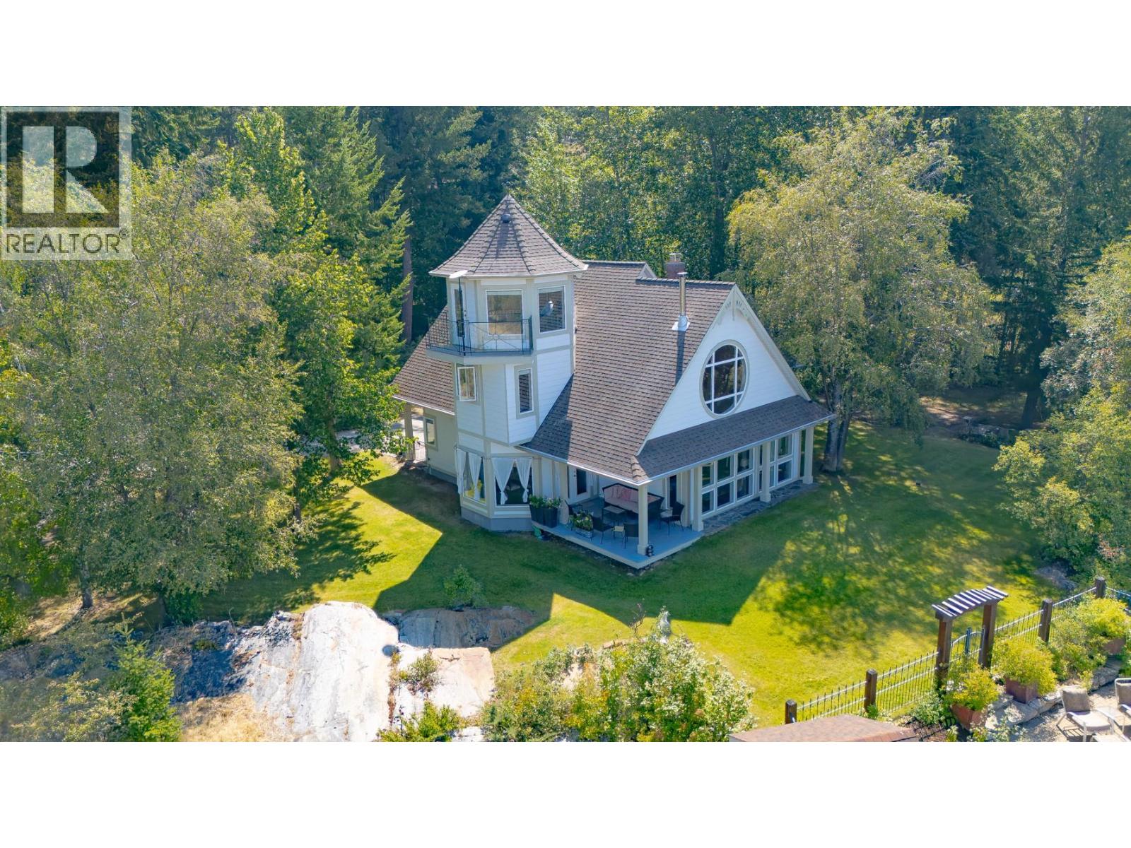 114 BEAR END Road