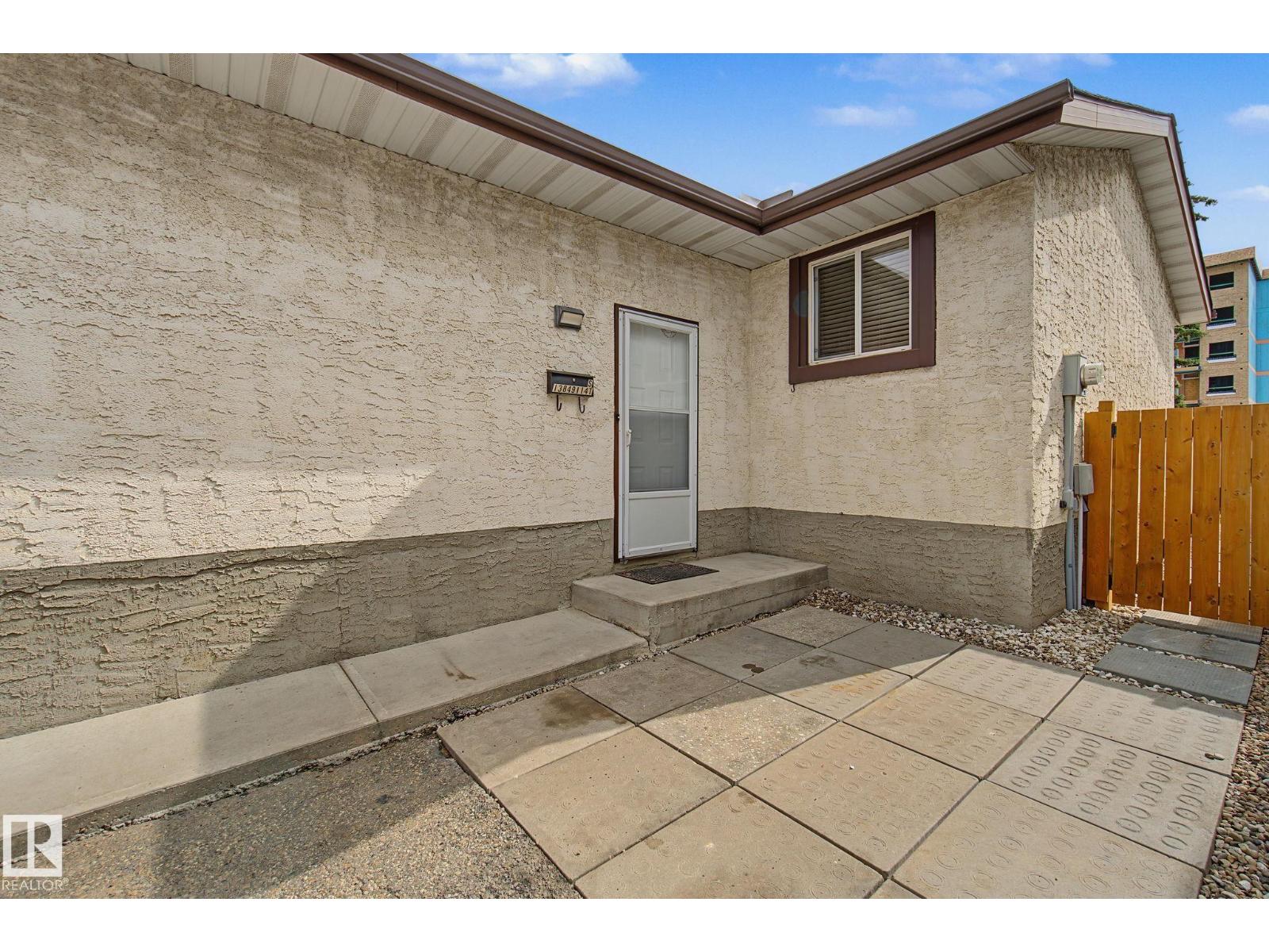 13849 114 ST NW