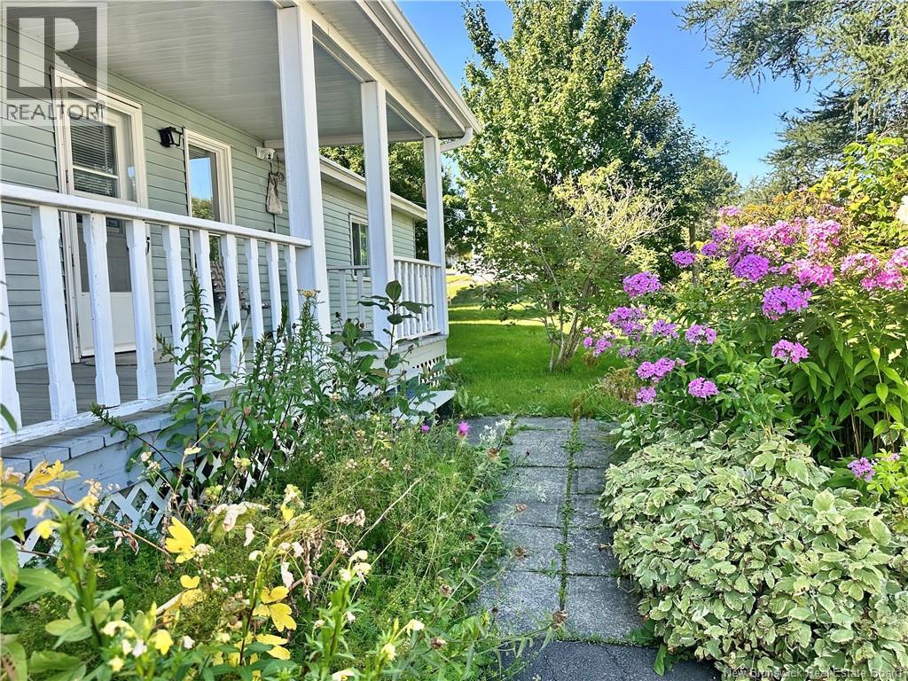76 St-Jean-Batiste Street - Photo 2