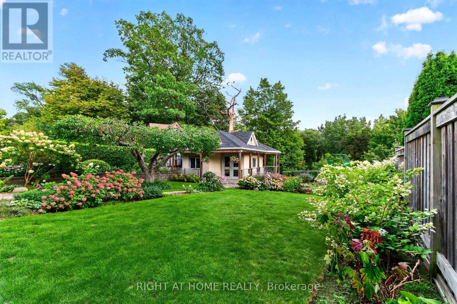 397 MAPLE LEAF DRIVE