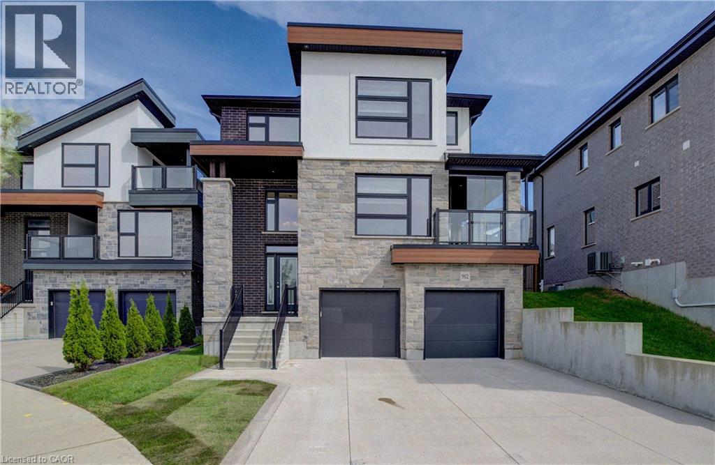 912 BLAIR CREEK Court