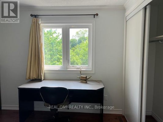 2 Grittani Lane, Toronto (Agincourt South-Malvern West), ON 5