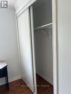 2 Grittani Lane, Toronto (Agincourt South-Malvern West), ON 4
