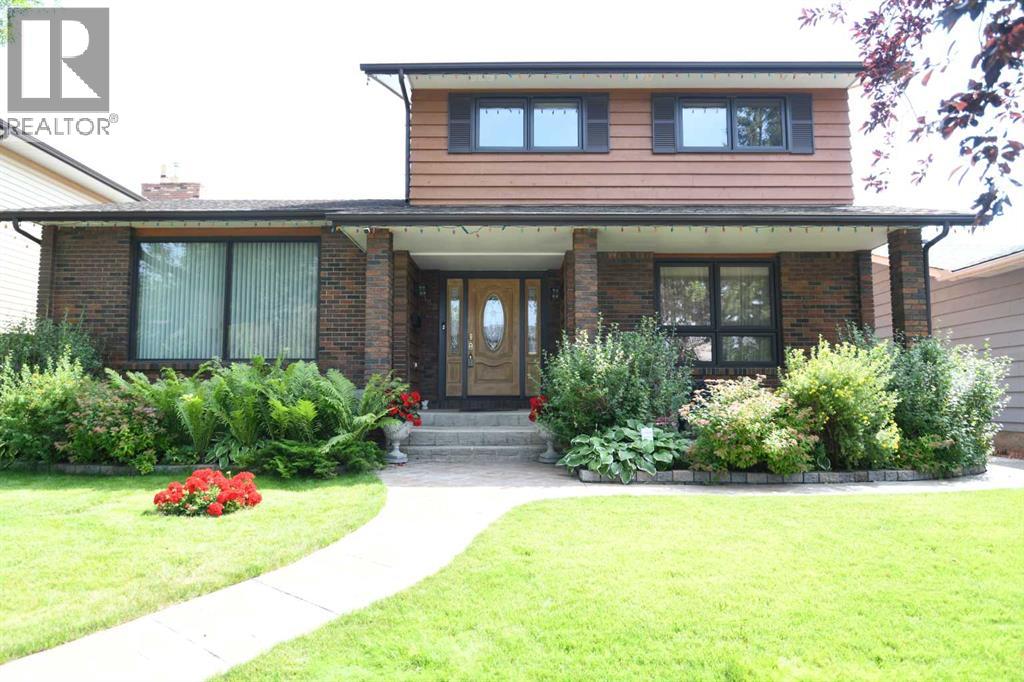168 Templewood Drive NE