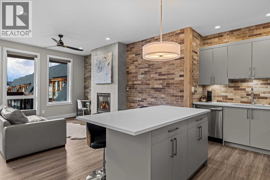 306, 106 Stewart Creek Rise