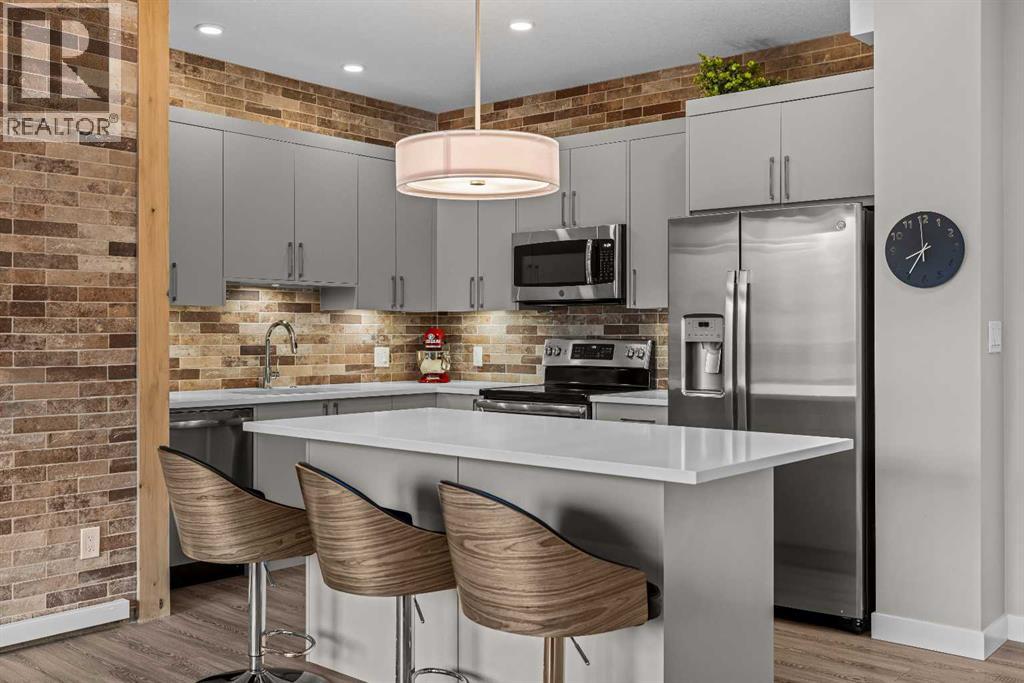 306, 106 Stewart Creek Rise