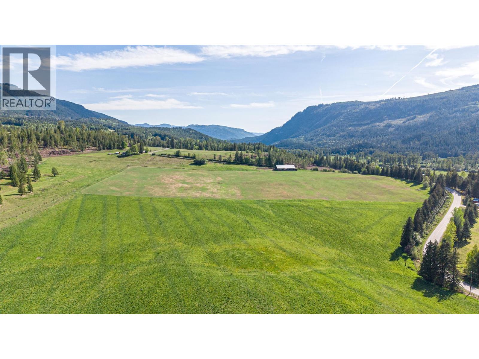 2465 Mabel lake Road