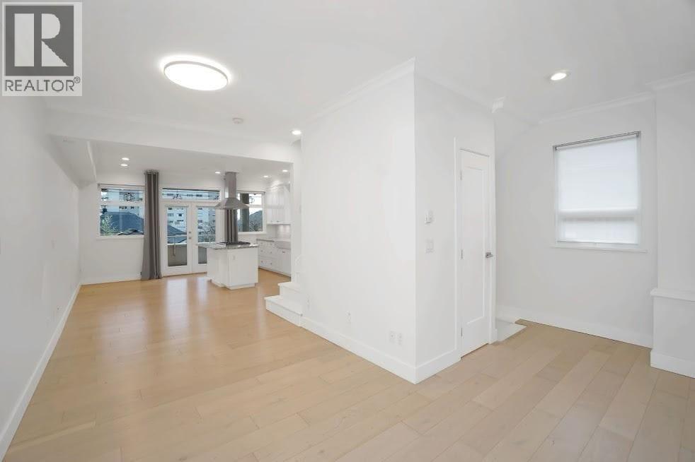 2376 MARINE DRIVE